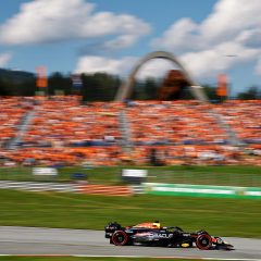 SPIELBERG, AUSTRIA - JUNE 28: Max Verstappen of the Netherlands driving the (1) Oracle Red Bull Racing RB20 on track during Sprint Qualifying ahead of the F1 Grand Prix of Austria at Red Bull Ring on June 28, 2024 in Spielberg, Austria. (Photo by Chris Graythen/Getty Images) // Getty Images / Red Bull Content Pool // SI202406280620 // Usage for editorial use only //