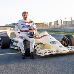 Thierry Boutsen en his Arrows A8-BMW F1 reunited.